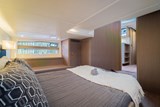 Beneteau Gran Turismo 45 - mid cabin aft